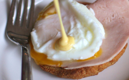 Coconut Oil Hollandaise Sauce